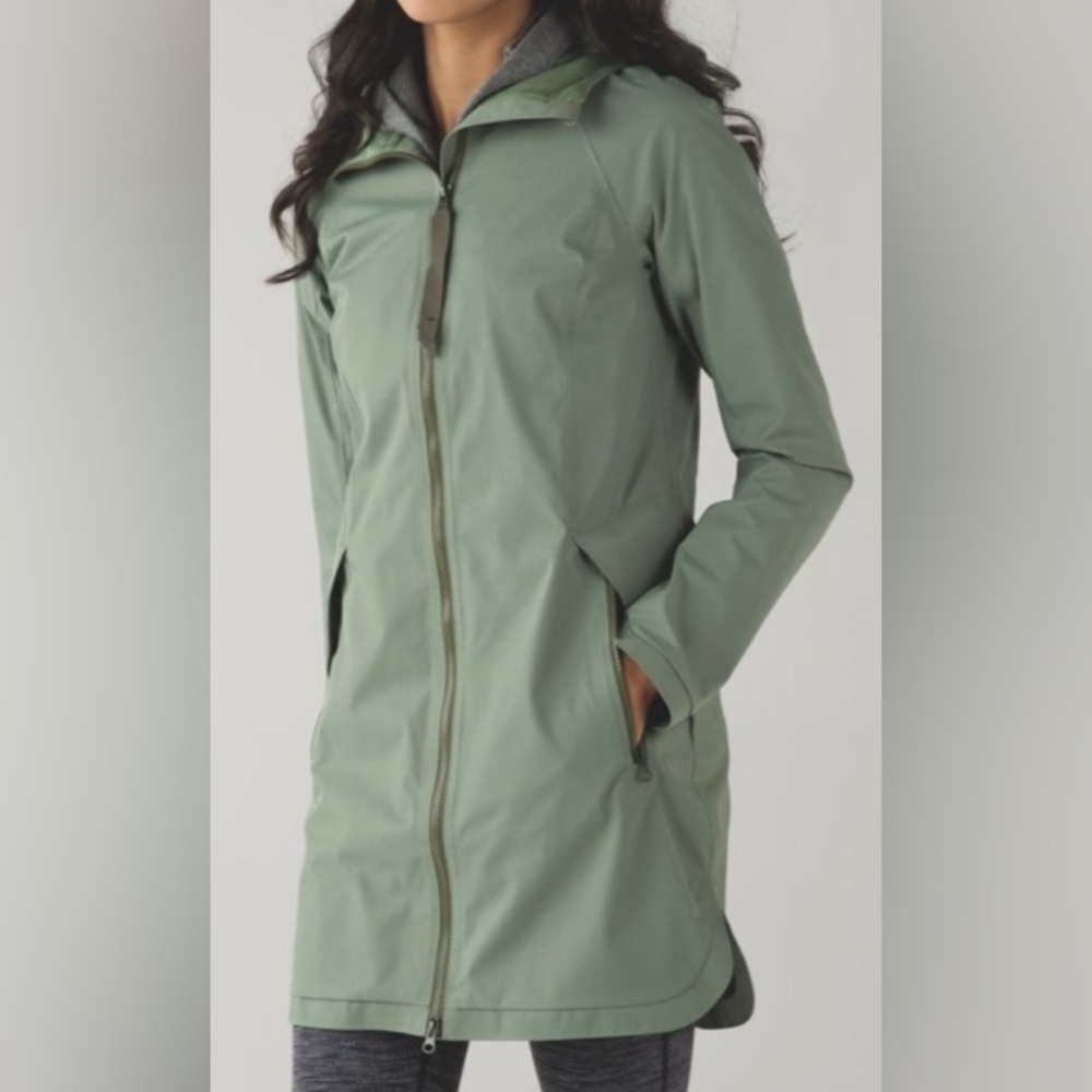 Lululemon Definitely Raining Green Jacket Desert Olive Green Size 6